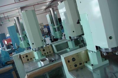 重庆联盛超声波生产提供价格实惠质量稳定的重庆超声波塑焊机超音波焊接机重庆超声波模具